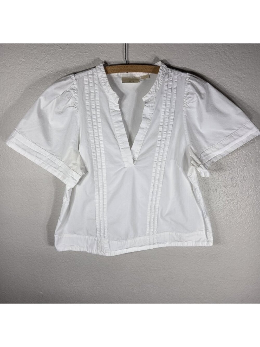 Maeve Anthropologie White Cotton Pleated L Top Blouse V-Neck Puff Short Sleeve